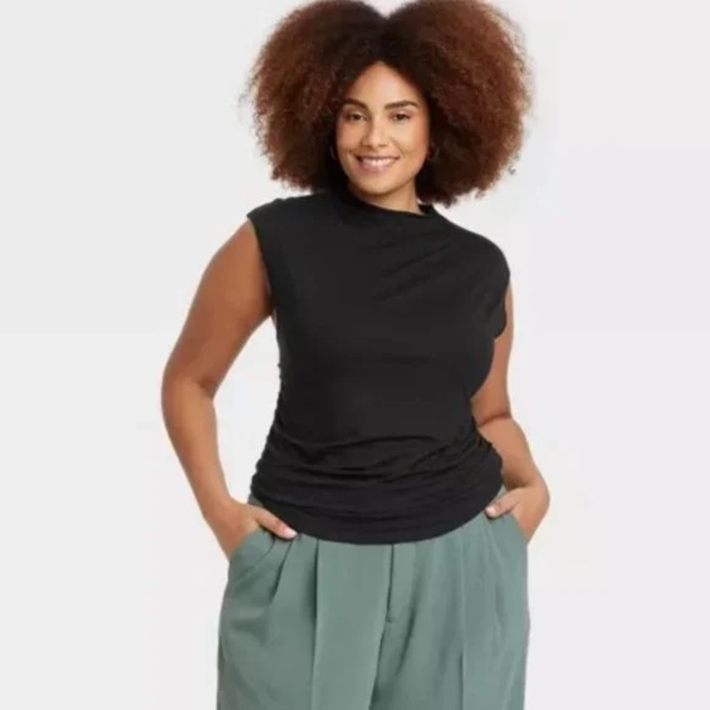 Lilian Black Ruched Blouse